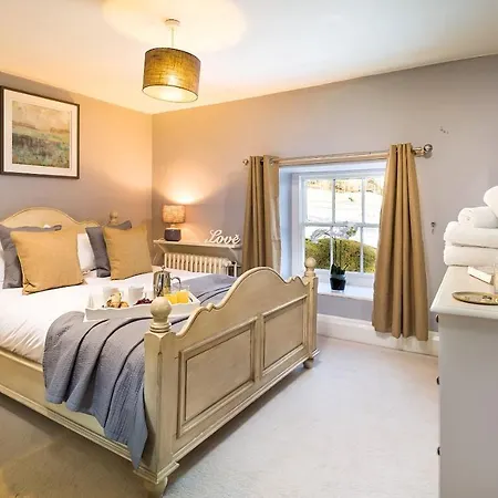 Holiday home Low Graythwaite Hall
